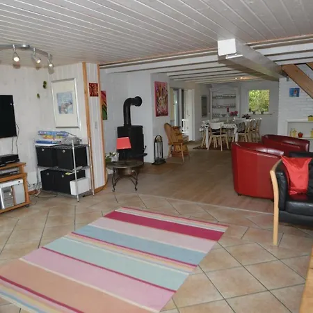 Stunning In With Kitchen *