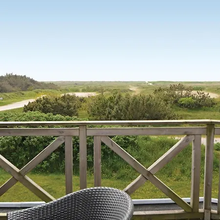 Stunning In With Kitchen Holiday home *