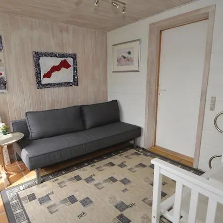 Holiday home Stunning In With Kitchen